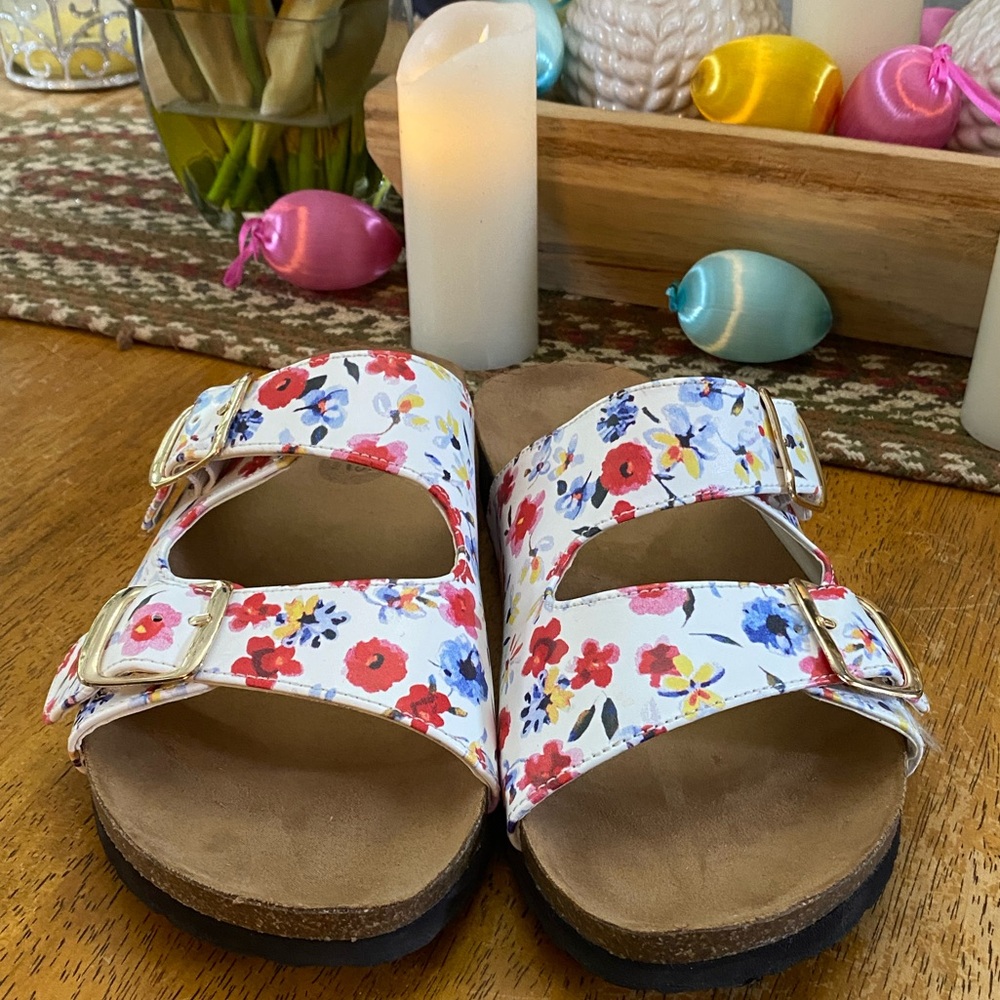 Cliffs Sandals by White Mountain